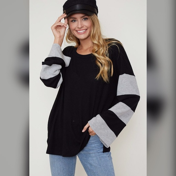 ❤️LAST ONE! Soft Oversized Color Block Tunic! - Picture 5 of 6